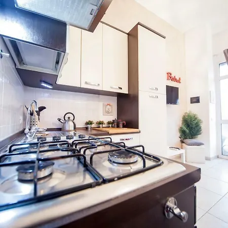 La Casetta Del Buonviaggio Apartment